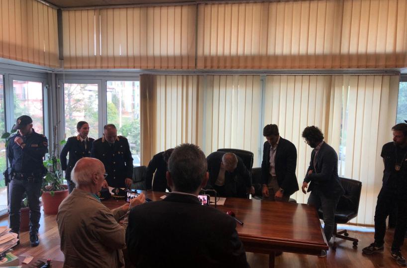 Truffavano anziani di Potenza fingendo incidenti stradali: arrestati due uomini