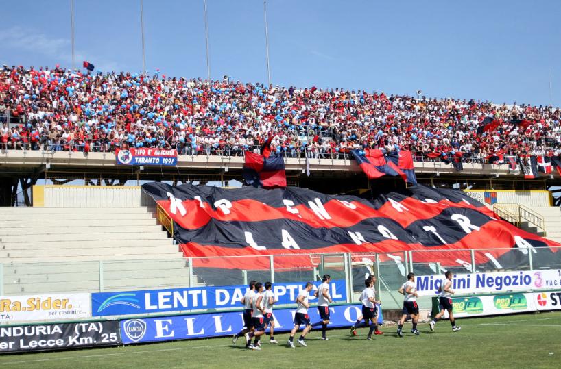 Agguato ai tifosi del Casarano: daspo per due ultrà del Taranto