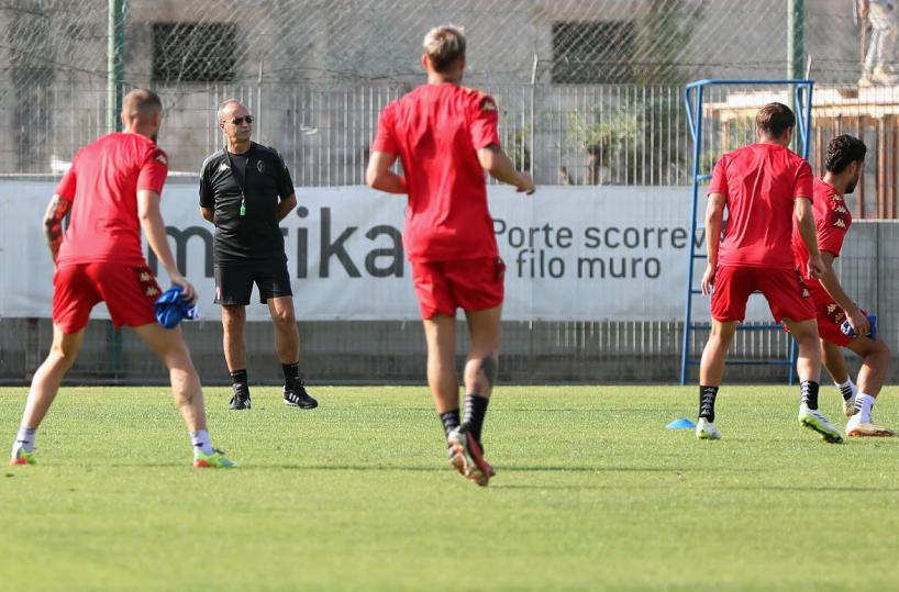 L'ex bomber biancorosso Spinesi: «Bari, fidati di Marino, è un allenatore speciale»