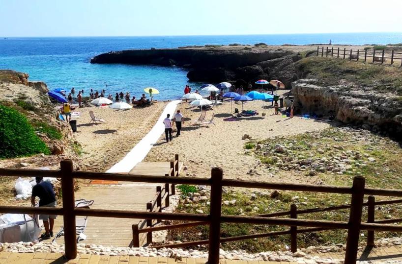 Puglia, 400mila euro per rendere le spiagge libere accessibili e valorizzare torri costiere