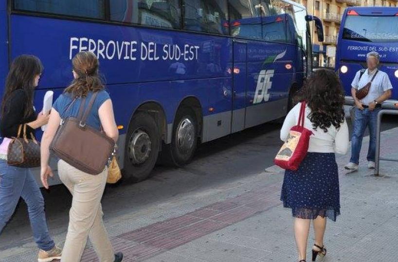 FSE, verso la chiusura le officine del polo di Lecce. I sindacati: «Rischio perdita 30 posti di lavoro»