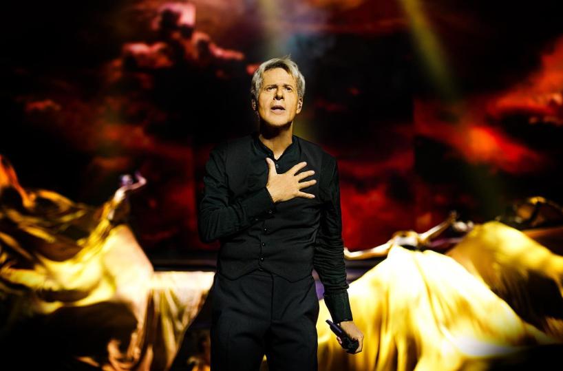 Claudio Baglioni in tour  anche a Bari il 6 novembre per i 50 anni di carriera