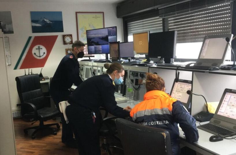 Dal Salento a Fregene: yacht si arena, ma a bordo non c'è nessuno