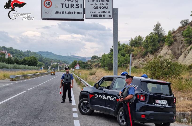 Sequestro di persona e tentato furto in casa di due anziani: a Tursi arrestato 32enne