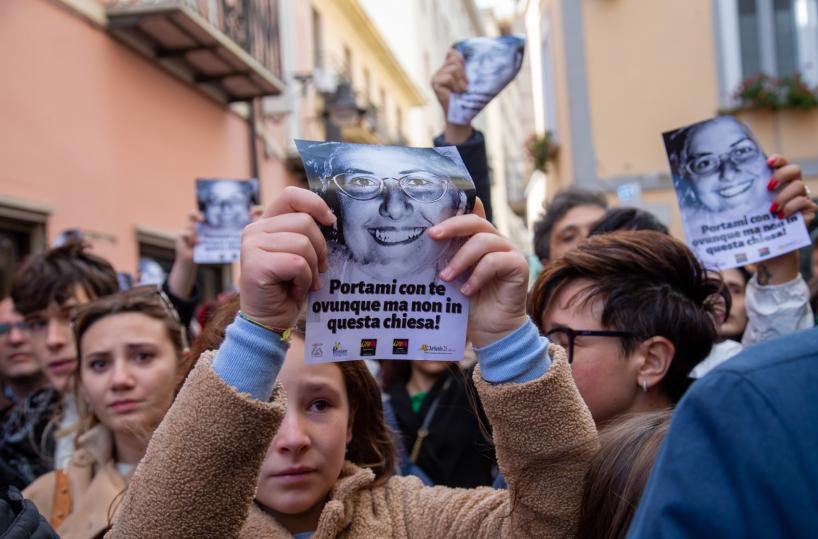 Potenza, proteste per la messa nella chiesa in cui fu trovato il corpo di Elisa Claps. L'arcidiocesi tuona: «Poca sicurezza»