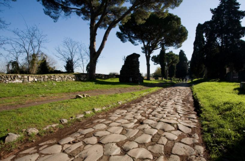 La «Regina Viarum» e i suoi mille colori