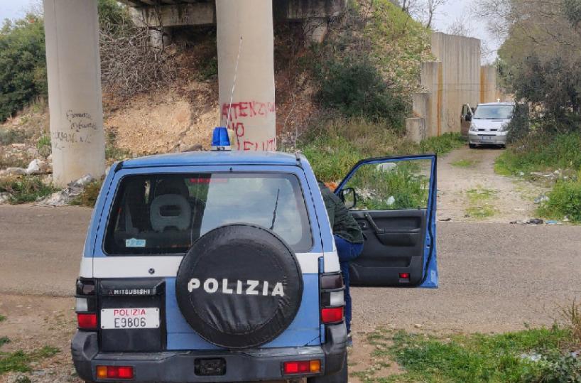 Liti per gestione spaccio a Manduria: 21enne ucciso e gettato da un viadotto, 3 a giudizio