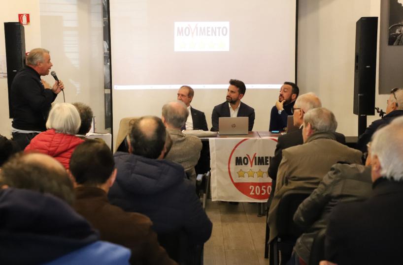 I grillini non fanno nomi: «A Bari decide la coalizione»