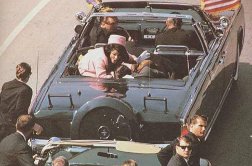 L&rsquo;atroce fine di Kennedy un presagio dell&rsquo;11 settembre 2001