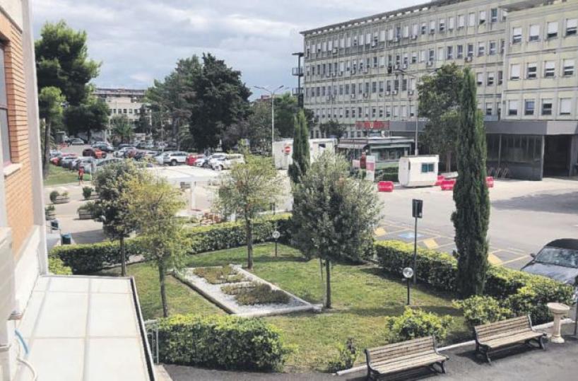 Foggia, appalti pilotati al Policlinico: De Santis patteggia la condanna a 3 anni e 2 mesi