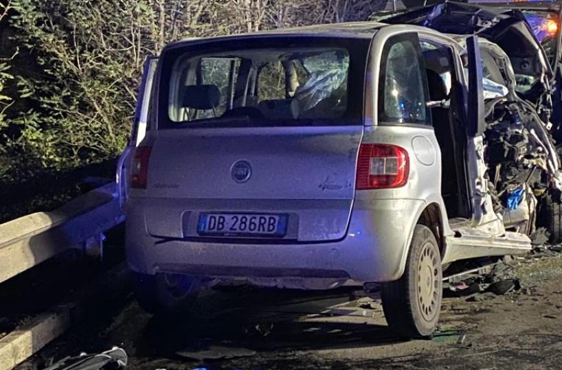 Mottola, tragedia sulla Ss100: si indaga per omicidio stradale 