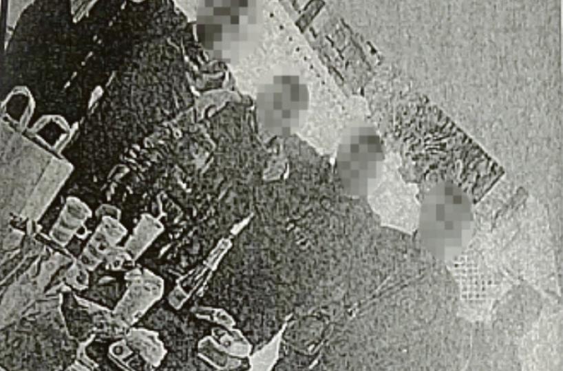 Bari, festeggia coi rampolli dei clan  mentre è ai domiciliari e posta la foto sui social