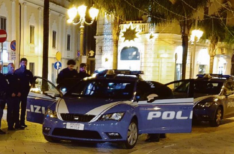 Polizia notte nuova Brindisi