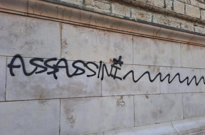 Potenza, caso Claps: sul muro della Trinità compare la scritta «Assassini»