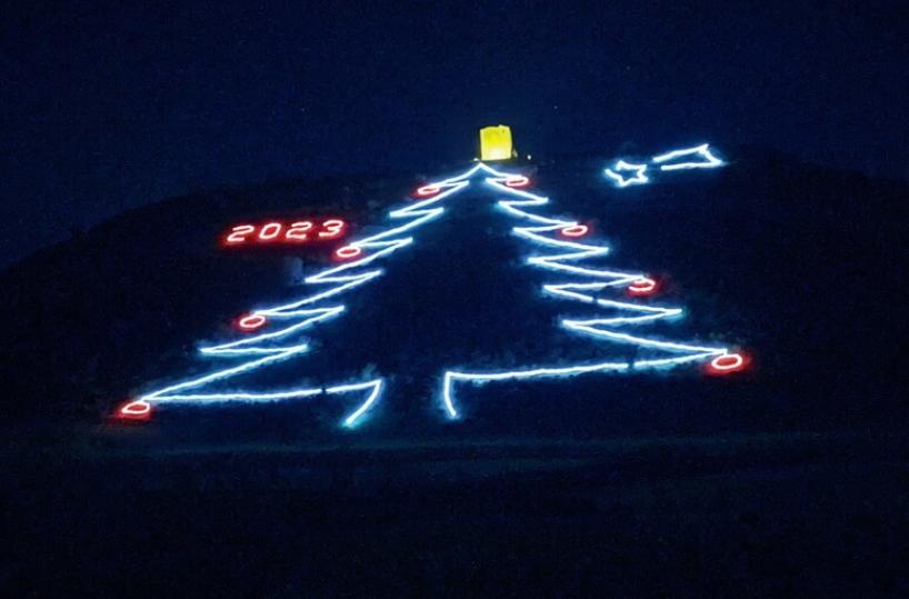 Si riaccende il più grande albero di Natale della Basilicata