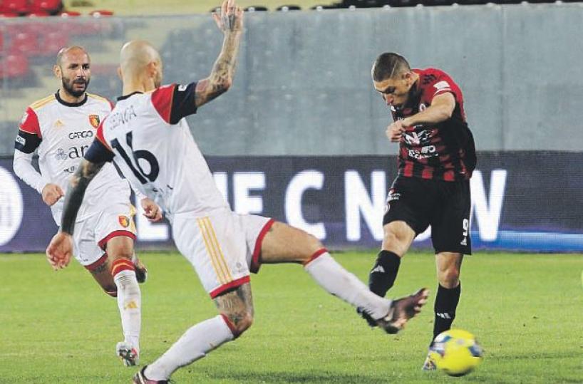 Calcio, Foggia senza lampi: il Potenza riparte