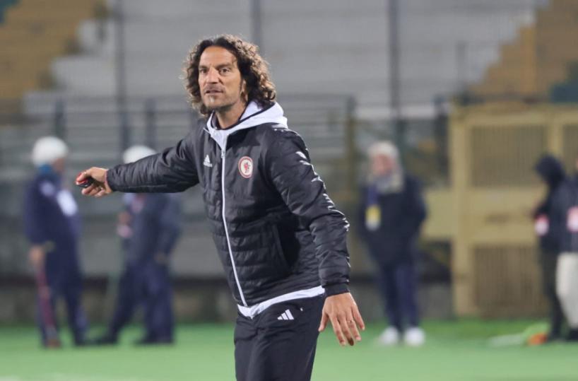 Calcio, il Foggia esonera l'allenatore Cudini