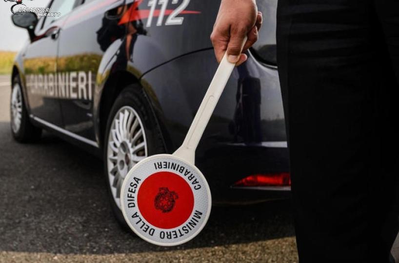 Laterza, anziano perseguita il vicino: filmato e arrestato «in differita»