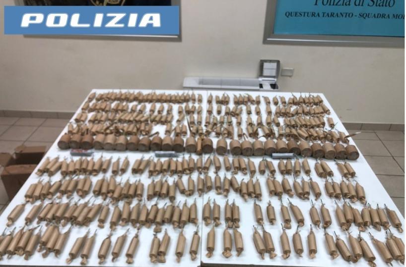 Taranto, vendeva fuochi d’artificio illegali attraverso le chat: 30enne arrestato