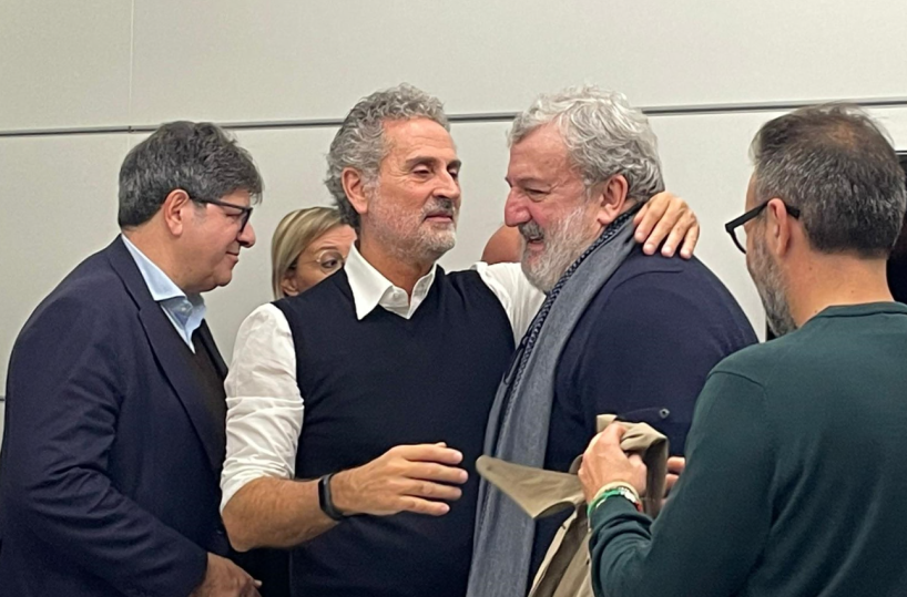 Emiliano va da Laforgia, ma in pole resta Leccese