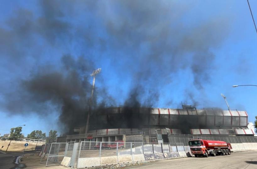 Incendio stadio «Iacovone» di Taranto: arrestati due tifosi foggiani