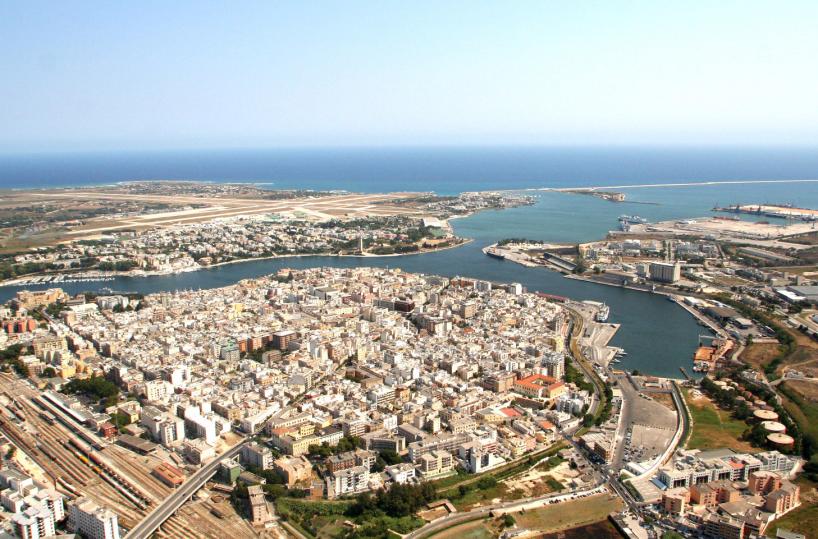 Porti, a Brindisi e Bari 6,2 milioni per sviluppo logistica agroalimentare e pesca