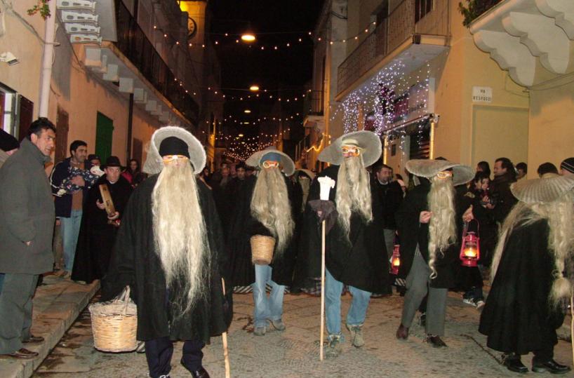 Montescaglioso rinnova il «rito» dei Cucibocca da oggi a sabato