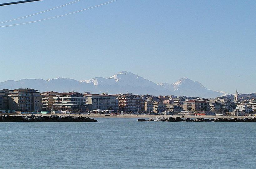 Tra la Puglia e Pescara ormai è una transumanza in senso contrario