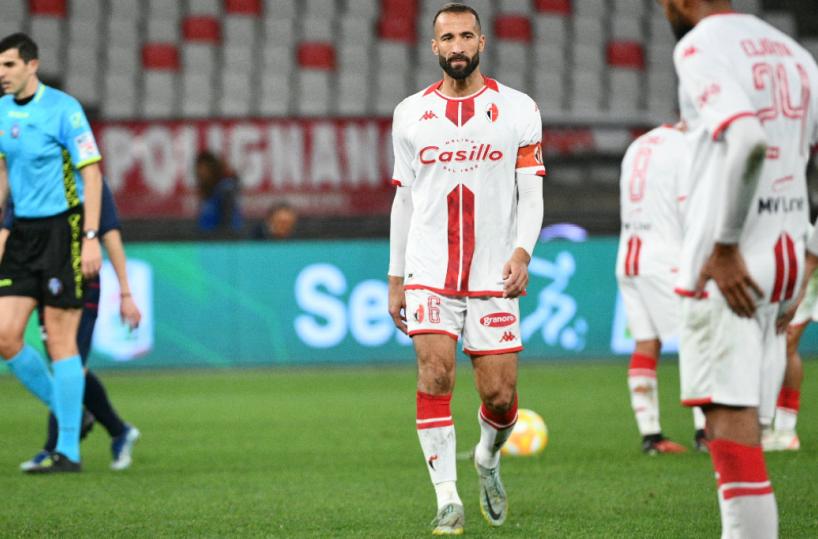 Bari, infortunio per Di Cesare, lesione al bicipite femorale destro