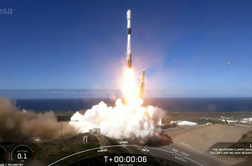 È in orbita MicroHETSat, satellite elettrico prodotto da Sitael a Mola