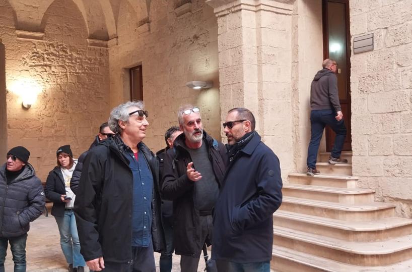 Taranto di nuovo set del «Commissario Ricciardi» con Lino Guanciale