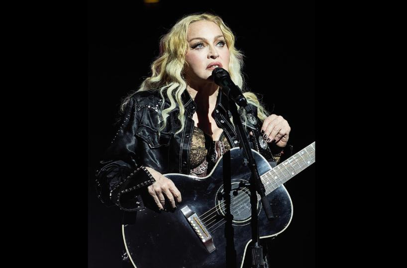 I concerti di Madonna iniziano in ritardo: una coppia porta la popstar in tribunale