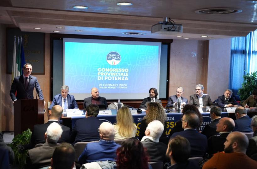 Basilicata, FdI gela Bardi: «Deve avere umiltà»