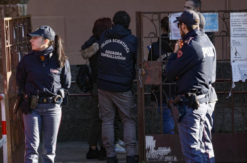 Roma, 21enne barese trovato morto in una scuola: era stato aggredito
