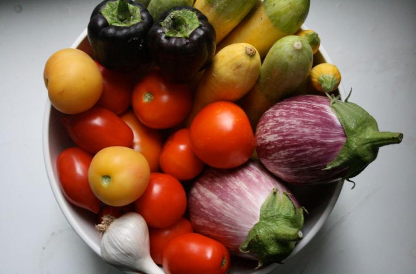 Micro ortaggi per una dieta su misura per problemi di tiroide e reni