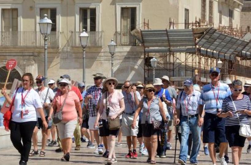 Turismo, Bari vale solo due notti