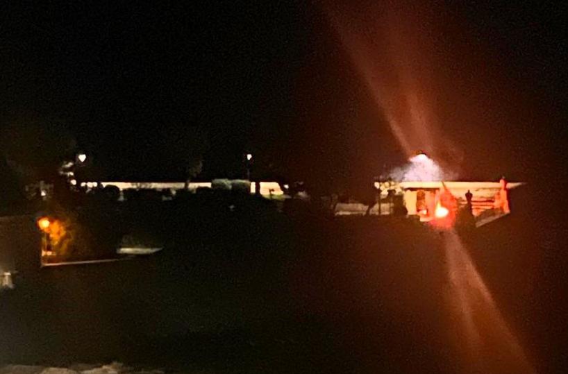 Villa comunale, a fuoco il gabbiotto