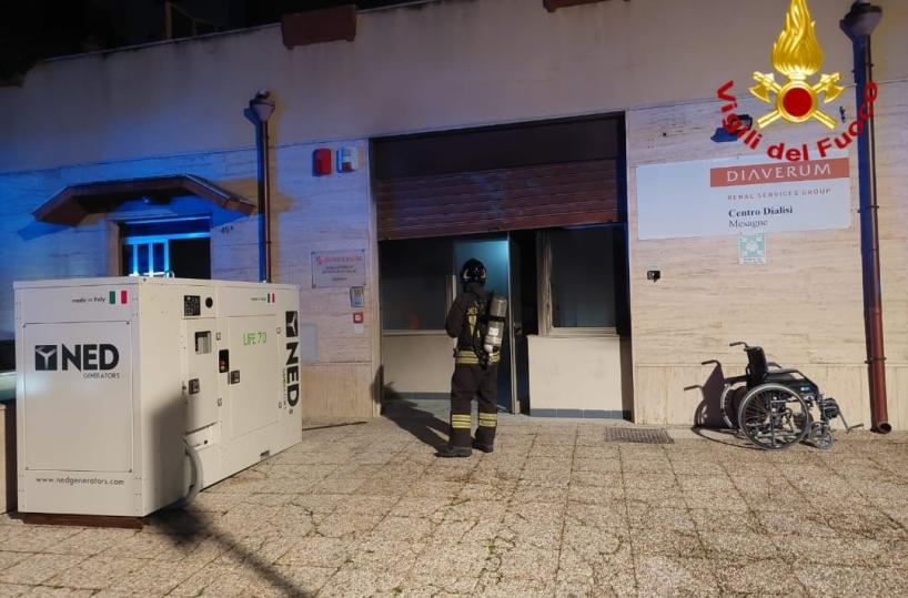 Fiamme nel centro dialisi di Mesagne: a fuoco il quadro elettrico