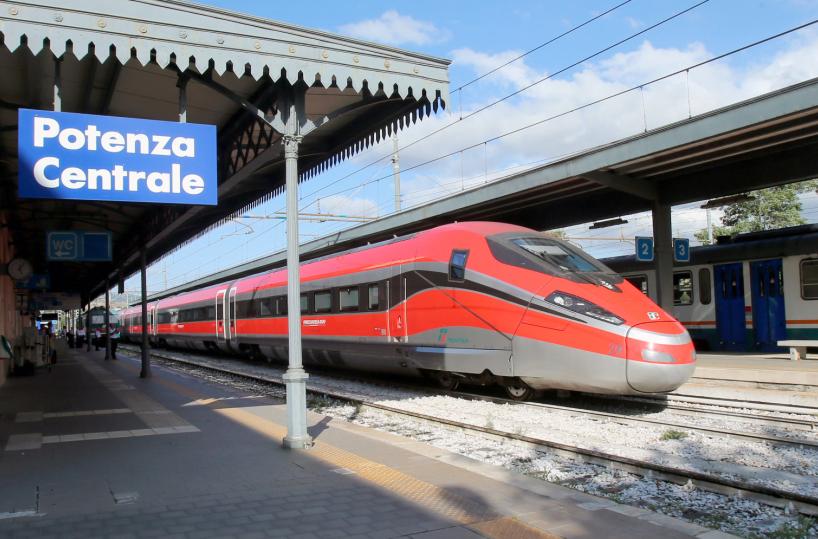 Quanto è lontana la stazione? Un lucano su tre non può prendere il treno