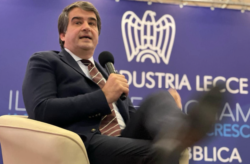 «Autonomia differenziata, la sinistra è responsabile», a Lecce parla Fitto