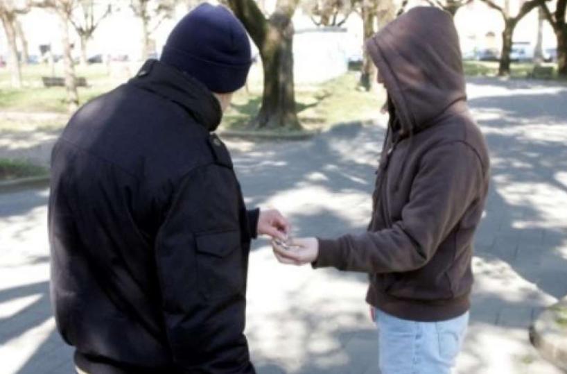 Brindisi, minorenni terribili fra spaccio e rapine e «la Scu dà allarmanti segni di ripresa» 