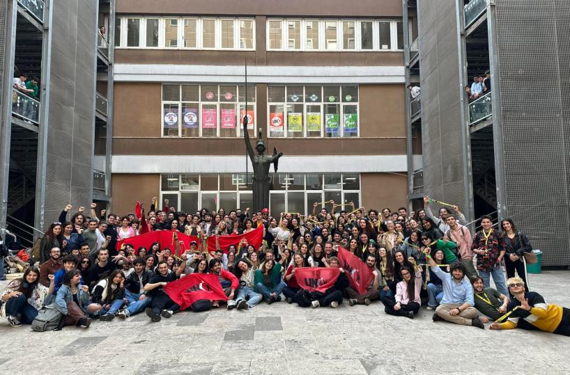 Studenti Link Bari: «Aprire primarie a studenti fuori sede»
