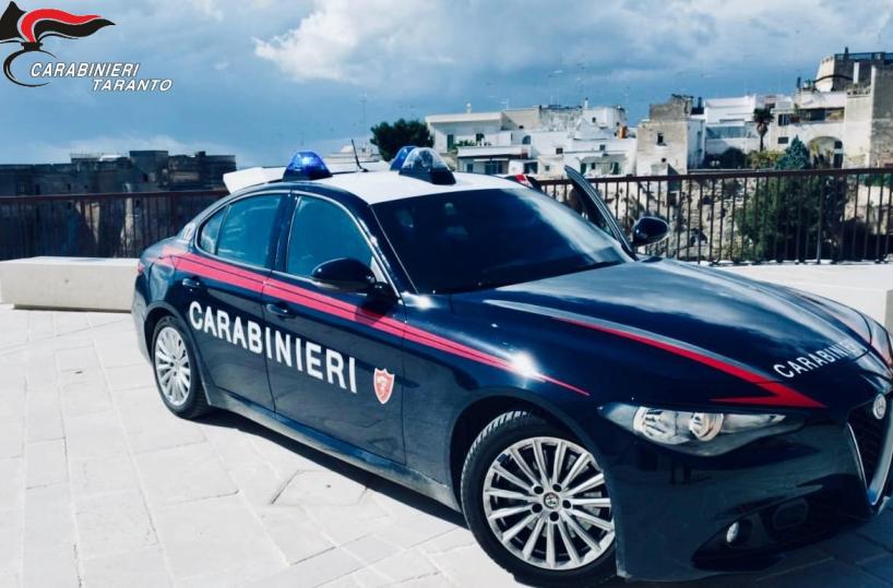 Ritorsione e vendette, si facevano pagare per incendiare auto nel Tarantino: 6 arresti