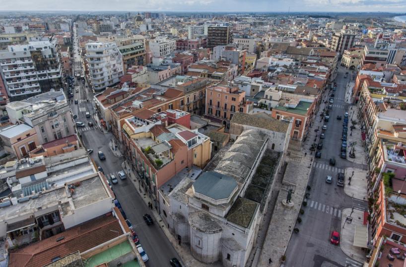 Oggi chiude Corso Vittorio Emanuele: Barletta «spaccata» tra pro e contro