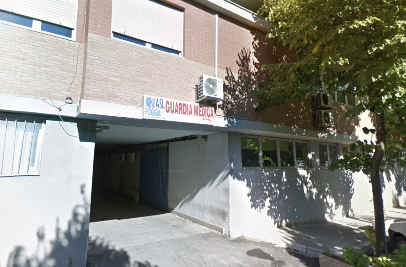 Lucera, dà calmante a paziente e tenta di baciarla: interdetto medico. «Sei ansiosa perché fai poco sesso»