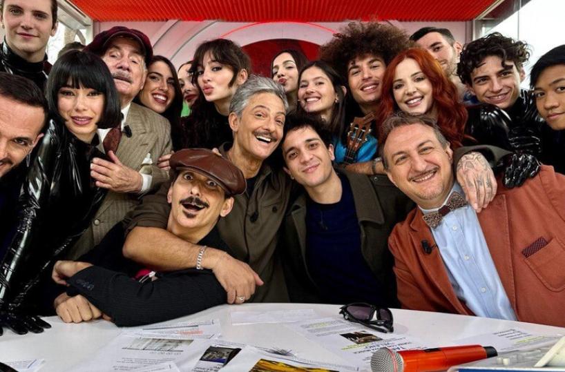 «Viva Rai 2», Fiorello scherza su Basilicata e Lacerenza: «Altro che Campo Largo, qui Campo Visivo!»