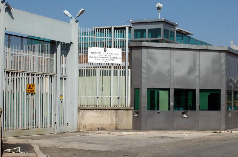 &laquo;Se non apri ti ammazzo&raquo;: a Cerignola 32enne arrestato per stalking