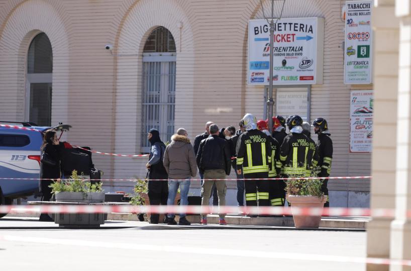 Allarme bomba in due stazioni della Puglia, s'indaga per terrorismo