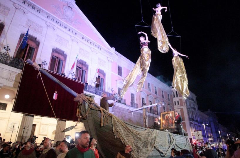 Bari si prepara alla festa di San Nicola: 175 ambulanti alla sagra sul lungomare
