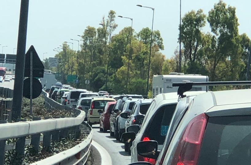 Inizia l'esodo, la statale 16 da bollino nero: sarà un'impresa arrivare in Salento